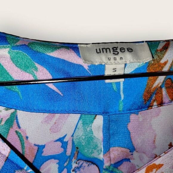 Umgee Womens Top Sz Small Oversized Blue Floral Puff Sleeves Coquette Whimsicore - Picture 6 of 9